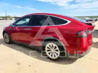 2018 Tesla Model X фото