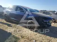 2018 Tesla Model X photo