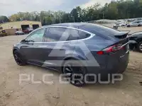 2018 Tesla Model X фото