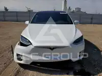 2018 Tesla Model X фото