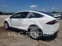 2018 Tesla Model X фото