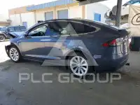2018 Tesla Model X фото