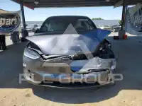 2018 Tesla Model X фото
