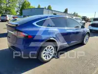 2018 Tesla Model X фото