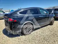 2018 Tesla Model X photo