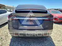 2018 Tesla Model X фото