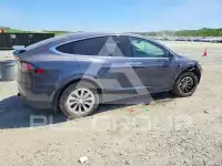 2018 Tesla Model X фото