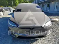 2018 Tesla Model X фото