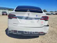 2018 Tesla Model X фото
