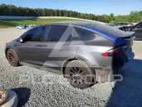 2018 Tesla Model X фото