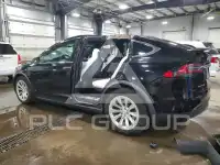 2018 Tesla Model X фото