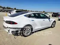 2018 Tesla Model S фото