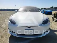 2018 Tesla Model S фото