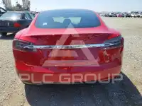 2018 Tesla Model S фото