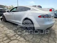 2018 Tesla Model S photo