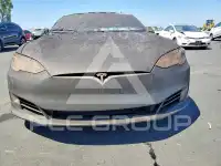 2018 Tesla Model S фото