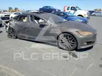 2018 Tesla Model S фото