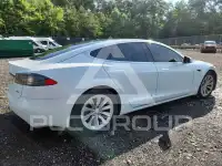 2018 Tesla Model S фото