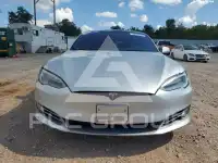2018 Tesla Model S фото