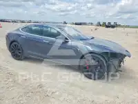 2018 Tesla Model S фото