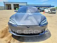 2018 Tesla Model S фото