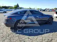 2018 Tesla Model S фото
