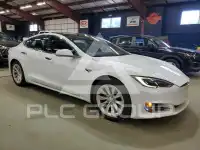 2018 Tesla Model S фото
