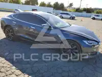 2018 Tesla Model S фото