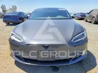 2018 Tesla Model S фото