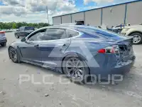2018 Tesla Model S фото