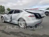 2018 Tesla Model S фото