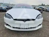 2018 Tesla Model S фото