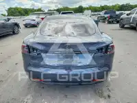 2018 Tesla Model S фото