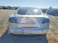 2018 Tesla Model S фото