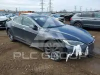 2018 Tesla Model S фото