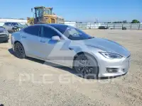 2018 Tesla Model S фото