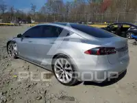 2018 Tesla Model S фото