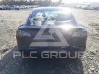 2018 Tesla Model 3 фото