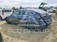 2018 Tesla Model 3 photo