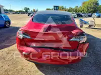 2018 Tesla Model 3 фото
