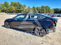 2018 Tesla Model 3 фото