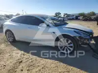 2018 Tesla Model 3 photo
