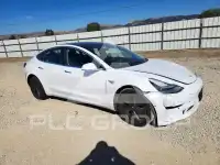 2018 Tesla Model 3 фото