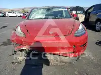 2018 Tesla Model 3 фото