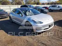 2018 Tesla Model 3 фото
