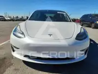 2018 Tesla Model 3 photo
