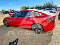 2018 Tesla Model 3 фото