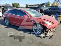 2018 Tesla Model 3 фото