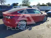 2018 Tesla Model 3 фото
