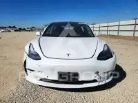 2018 Tesla Model 3 фото